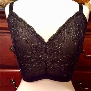 💕🆕💕Torrid 6X Black and Silver Lace Bralette